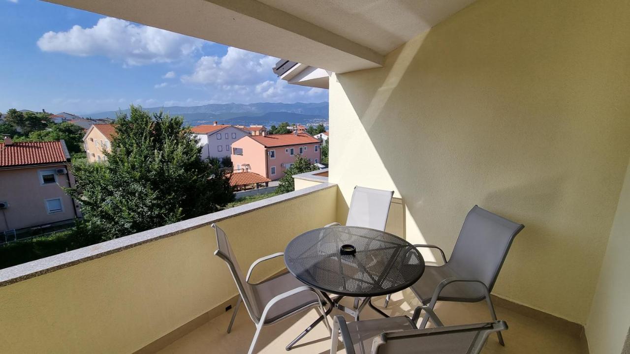Apartments Bellator Šilo Exterior foto